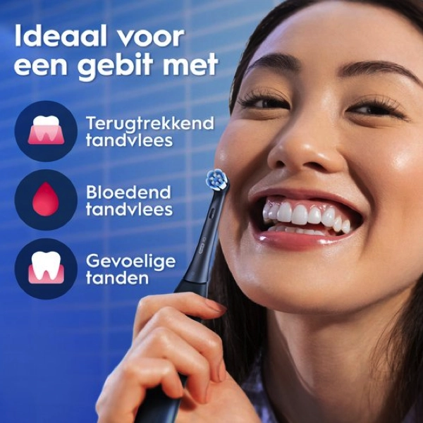 Zijaanzicht Oral-B iO 3 Elektrische Tandenborstel Zwart